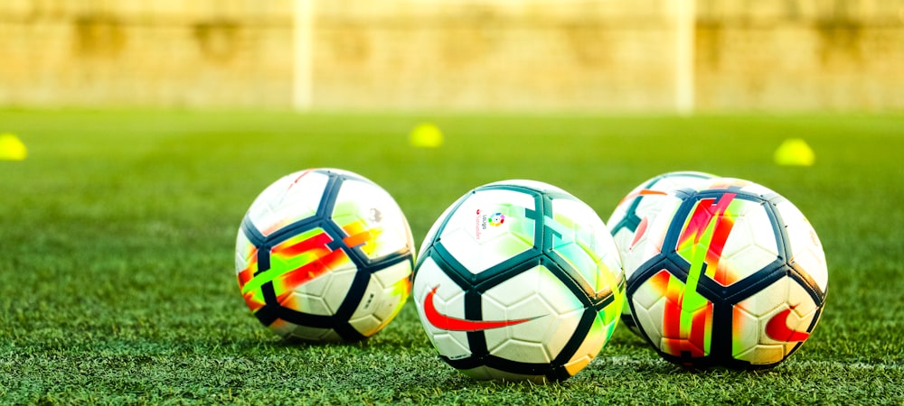 使用xc体育服务将足球赛事日历同步到手机和电脑的示意图